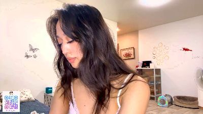 BreeEllett webcam model stream image