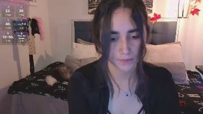 elowen_halley1 webcam model stream image
