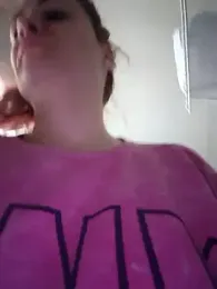 HollyTattoo webcam model stream image