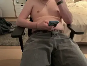 hotbiboy2003 webcam model stream image
