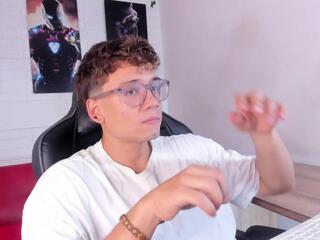Matthew Fiire webcam model stream image