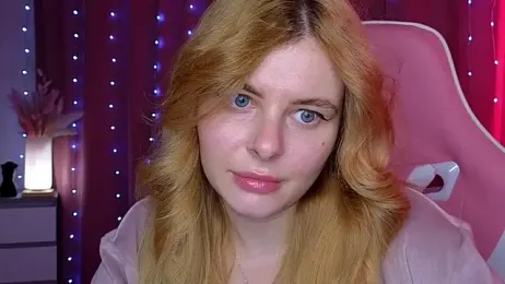 Day-off webcam stripchat model stream image