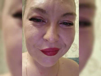 Catherine22 webcam bongacams model stream image