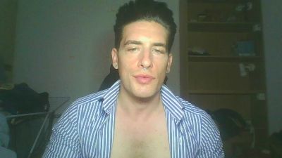 FrankieBully webcam model stream image