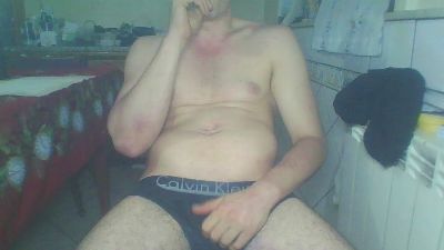 FrankieBully webcam model stream image