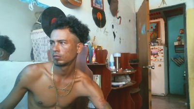 latin_master1 webcam model stream image