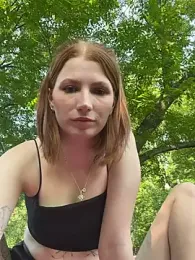 SoftSteps webcam stripchat model stream image