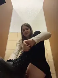 KittyQueeny webcam stripchat model stream image