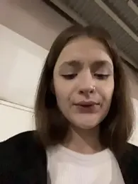 KittyQueeny webcam stripchat model stream image