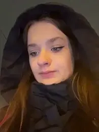 KittyQueeny webcam stripchat model stream image