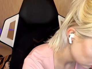 hedwigwintjen webcam model stream image