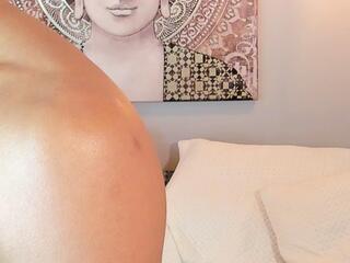 Damond Brown webcam flirt4free model stream image