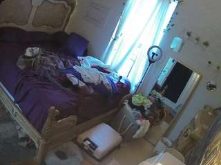 voyeurcam-hornyhostel-03 webcam model stream image