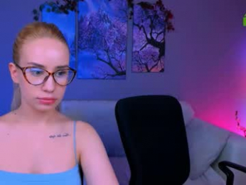 leila_pur webcam model stream image