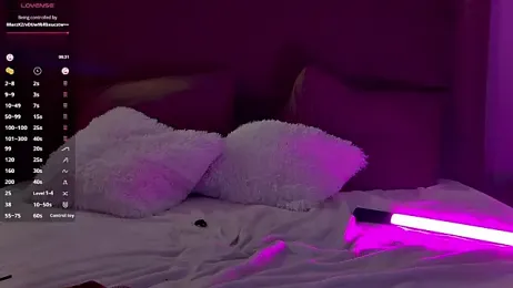 ReginaRobinson webcam model stream image