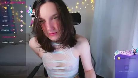 AlicePurrr webcam model stream image