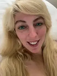 CelestialRuby webcam model stream image
