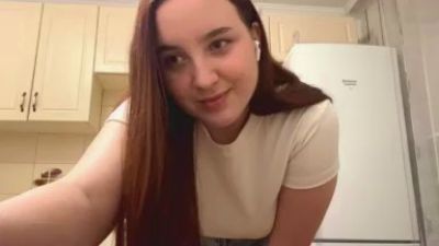 EveWiedyk webcam model stream image