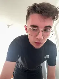 YFgrz webcam model stream image