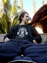 Azmodan_kik webcam model stream image