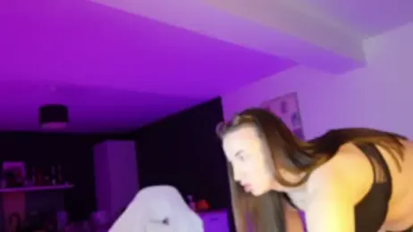 Lorennameliyy webcam model stream image