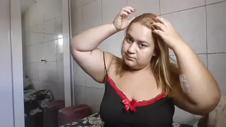 yesmiia webcam model stream image