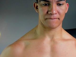 Jeyko Black webcam model stream image
