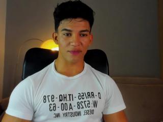 Jeyko Black webcam model stream image