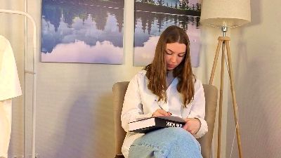 MathaNeuby webcam model stream image