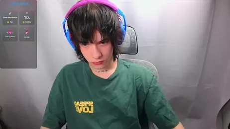 LeonBoykisser webcam stripchat model stream image