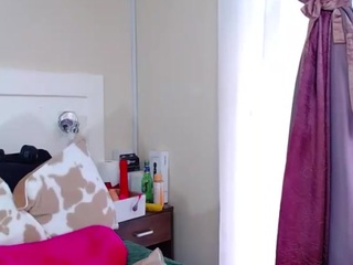 lusciouslipst webcam model stream image