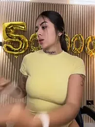 Sarasanders_4 webcam model stream image