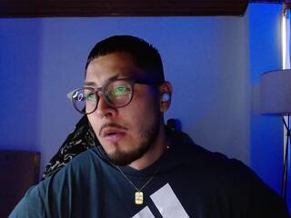 Thomas Spilios webcam model stream image