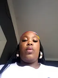 SWEETDOLLY29XX webcam stripchat model stream image