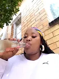 SWEETDOLLY29XX webcam model stream image