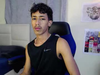 ostin_18hot webcam model stream image