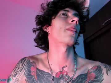 olliver___y webcam model stream image