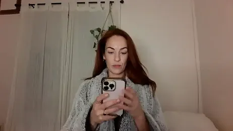 Edenfox- webcam model stream image