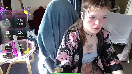 luna_luxx13 webcam stripchat model stream image