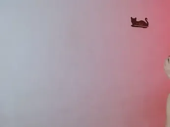 lucydreamm webcam model stream image