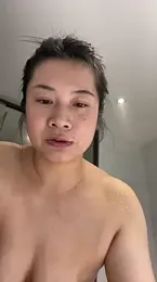 mo-mo-69 webcam stripchat model stream image
