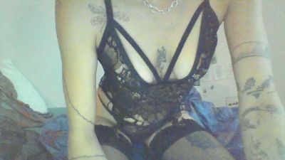 Nikita327 webcam model stream image