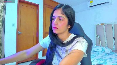 KhloeRiva webcam model stream image