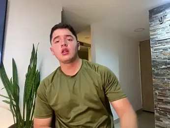 Matthias_vallejo webcam model stream image