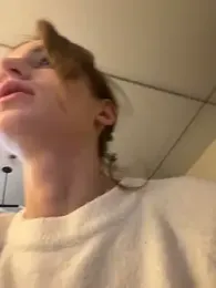 -AngelAri- webcam stripchat model stream image