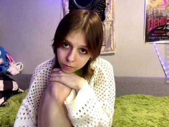 SweetieLuna webcam model stream image