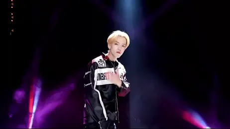 EXO-cbx webcam model stream image