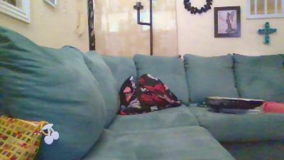 QueenCrimson webcam model stream image