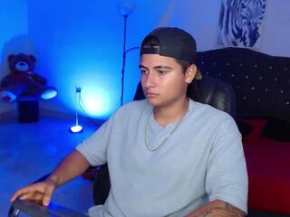 David Bless webcam model stream image
