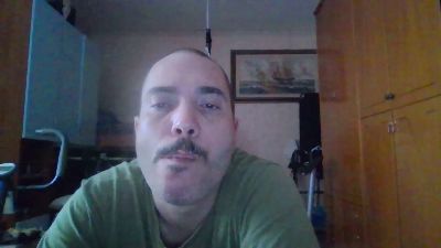 Varen86 webcam model stream image